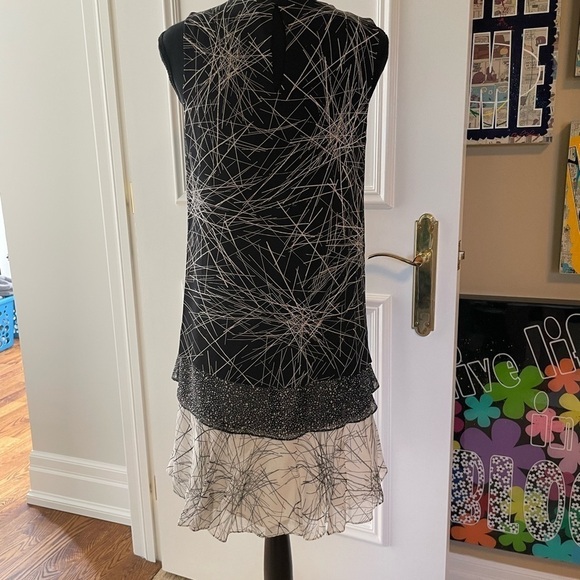 Diane Von Furstnberg (DVF) sleeveless dress - Picture 2 of 5